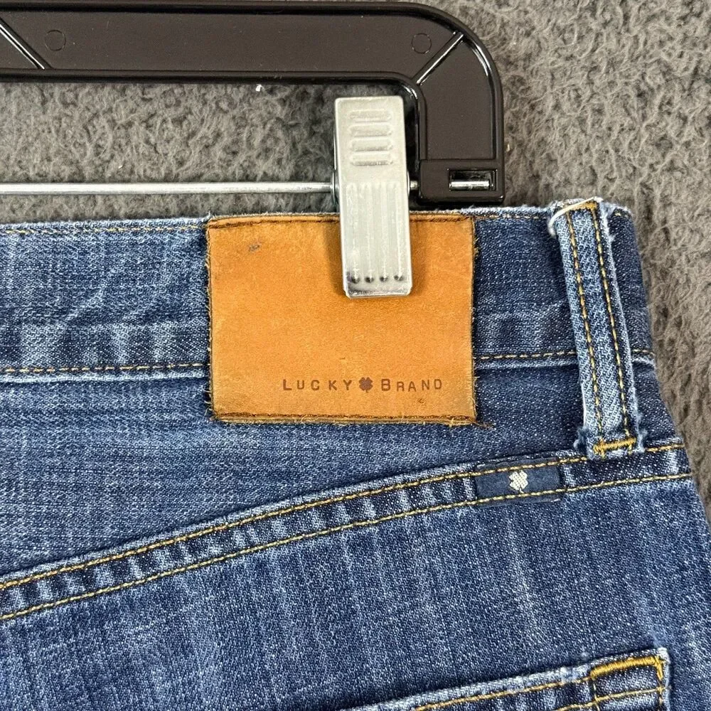 Lucky Brand Jeans Mens 32x32 Blue 221 Original Straight Fit Dark Wash Denim Pant